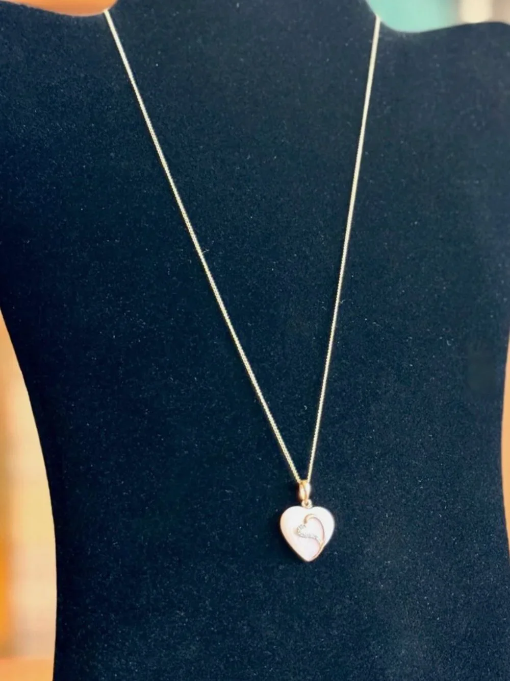 10K Yellow Gold Samuel Aaron Pink Mother of Pearl Diamond Heart 18